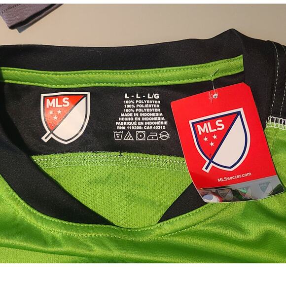 NWT Seattle Sounders FC futbol club soccer green short sleeve shirt - large - Picture 2 of 4